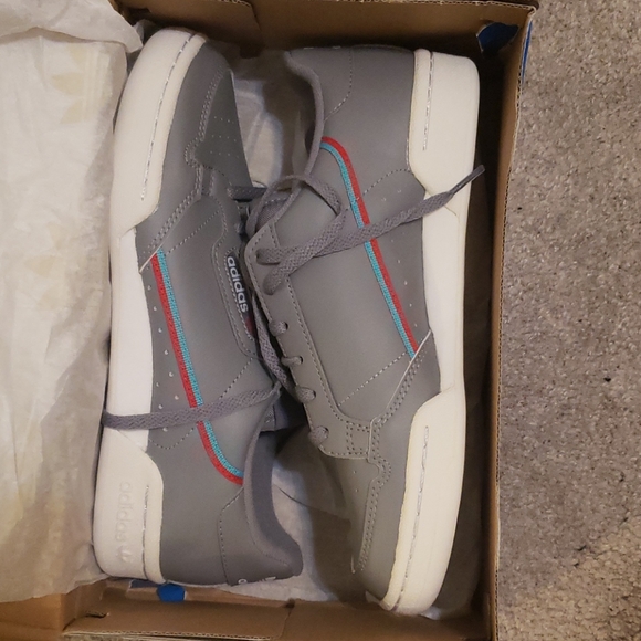 adidas Shoes - Adidas Continental